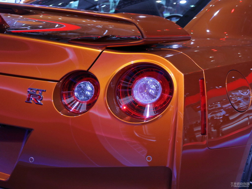 Ӱծa(chn)GT-R܇β^DƬ