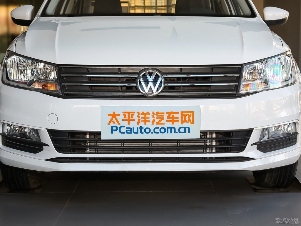 平安白桑塔納車頭外觀圖片