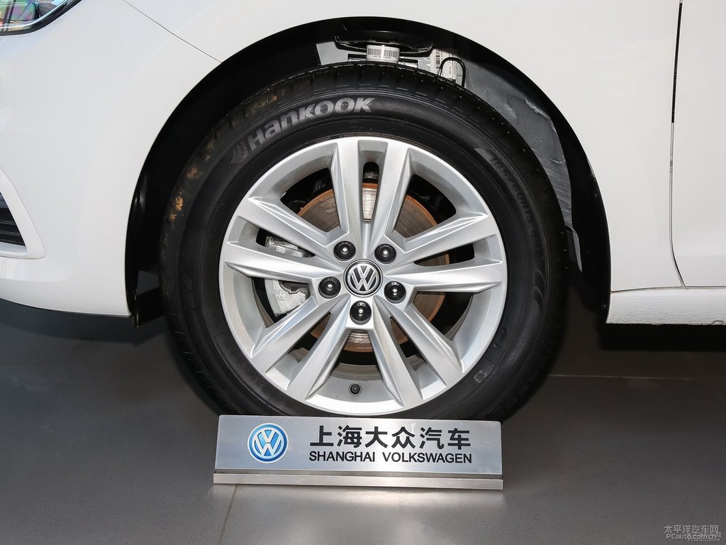平安白桑塔納車(chē)身外觀圖片