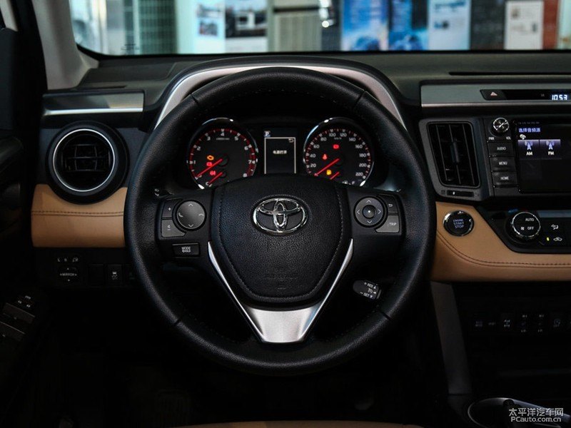 珍珠白RAV4榮放中控內飾圖片