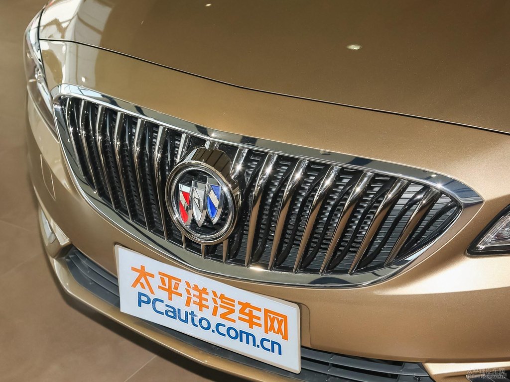 琥珀棕威朗車頭外觀圖片