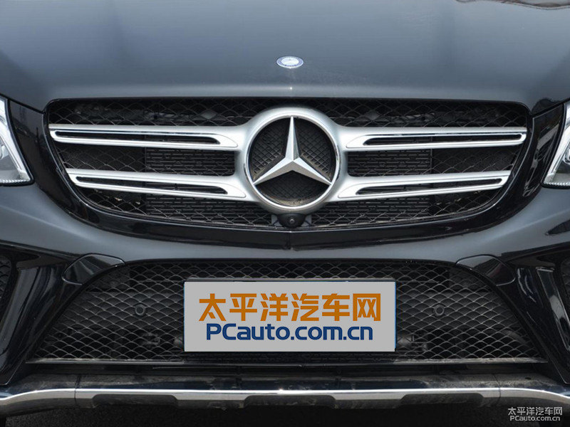 曜巖黑奔馳GLE車頭外觀圖片