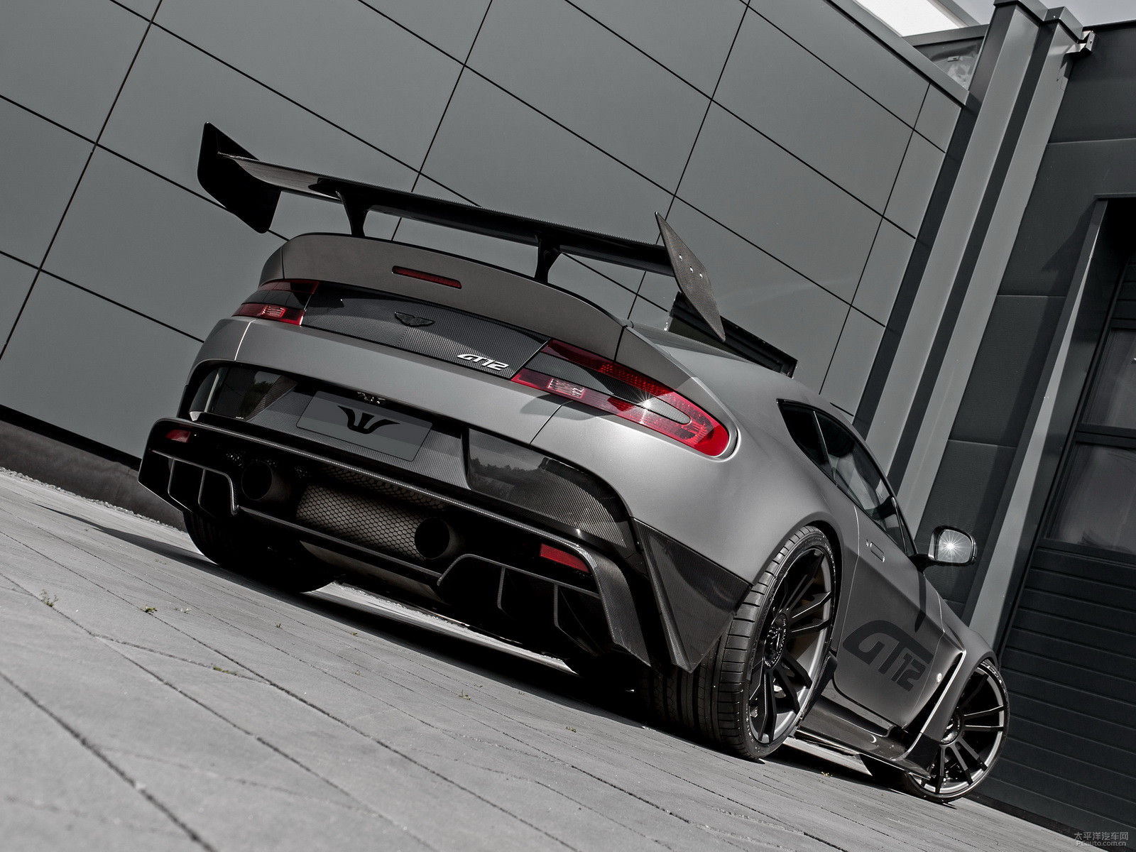 V12 Vantage外觀高清大圖