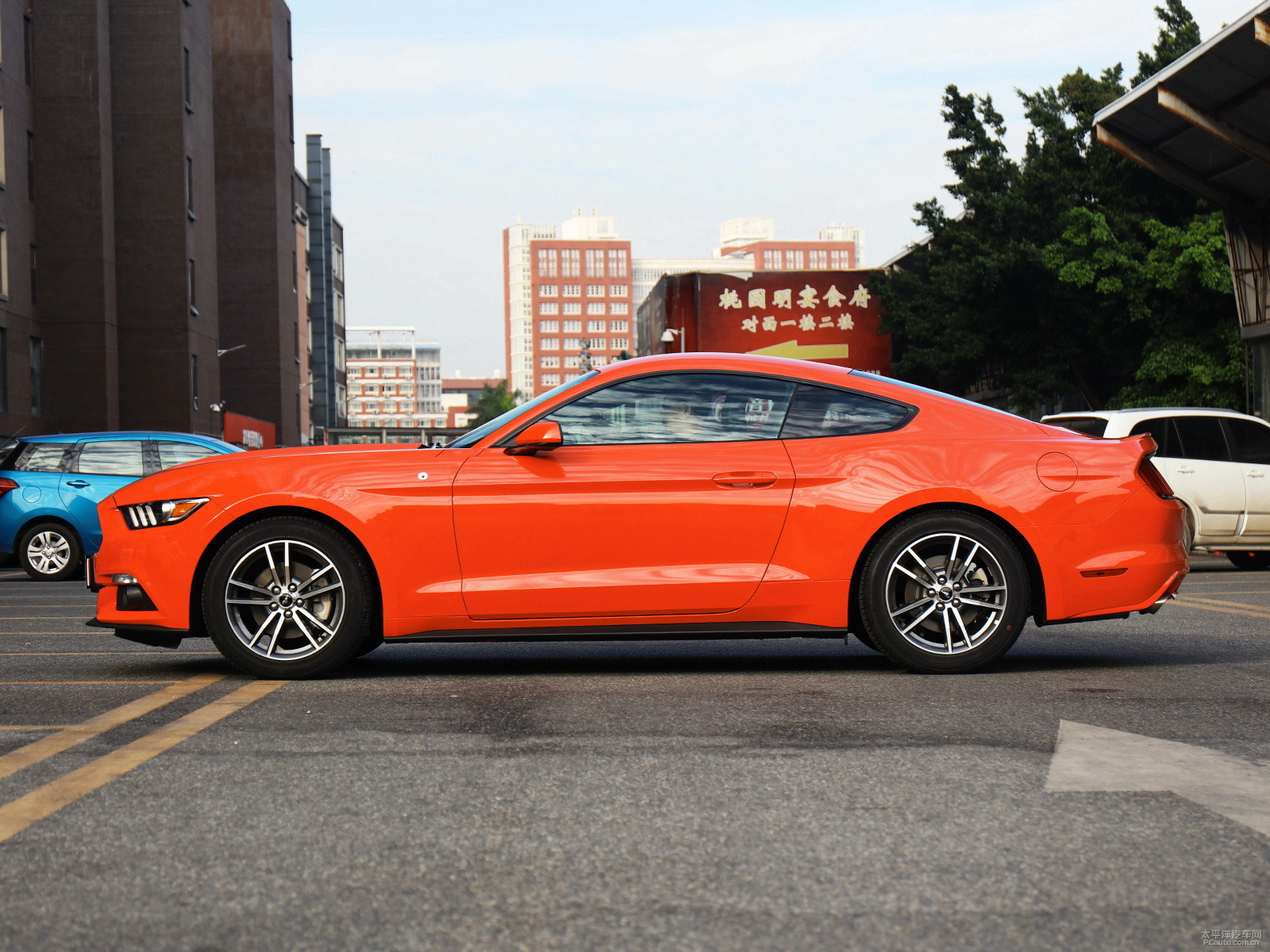 福特Mustang外觀高清大圖