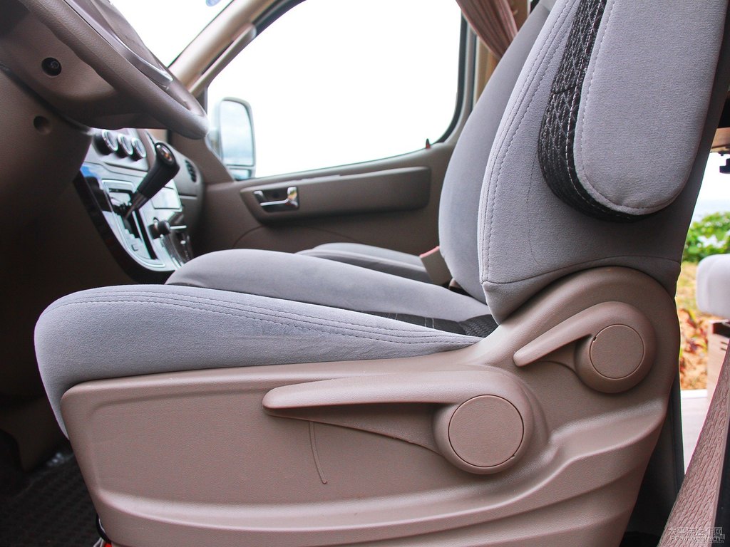ͨMAXUS V80܇΃(ni)DƬ