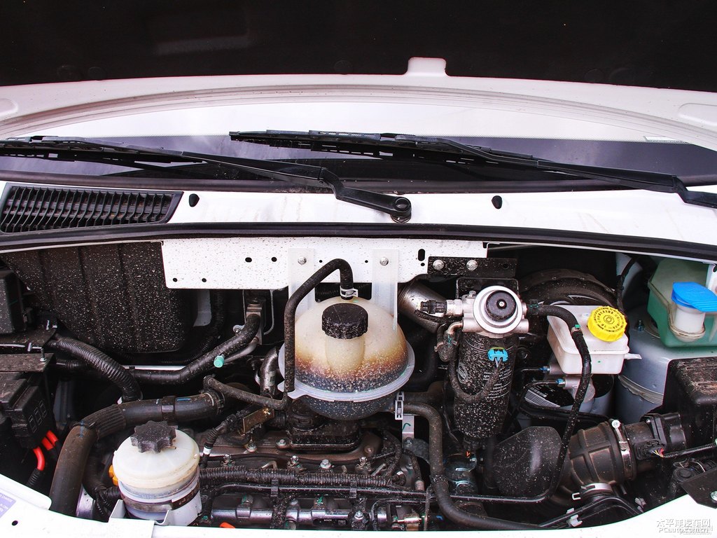 ͨMAXUS V80܇l(f)(dng)C(j)(x)(ji)DƬ