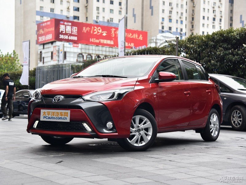 珊瑚紅YARiS L 致炫整車外觀外觀圖片