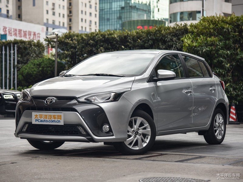 水晶銀YARiS L 致炫整車外觀外觀圖片