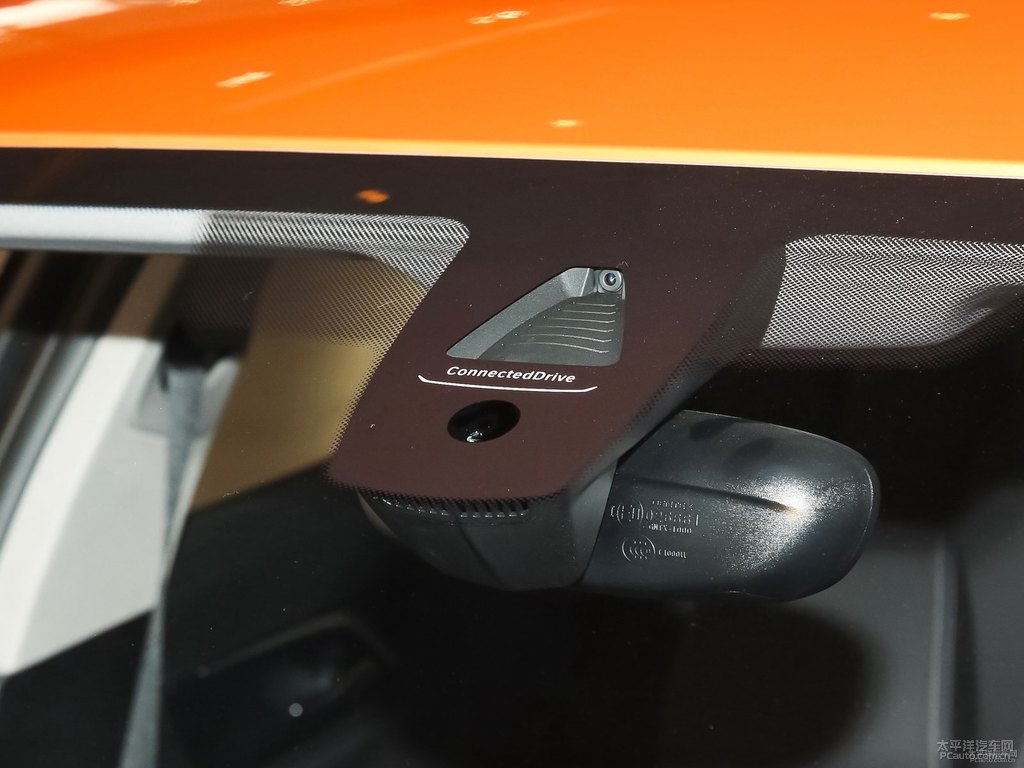曙光金寶馬1系車身外觀圖片