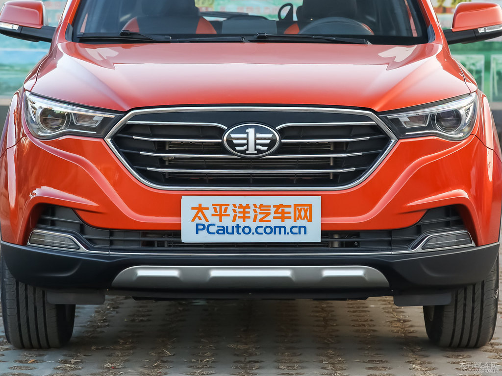 熱力橙奔騰X40車頭外觀圖片