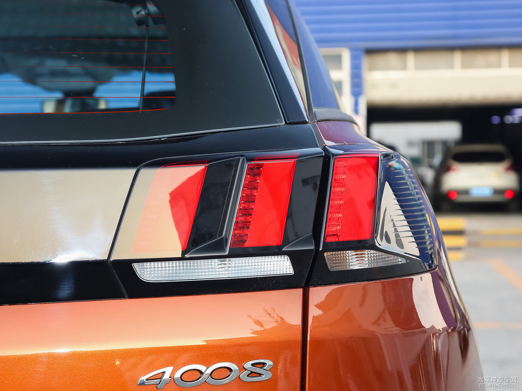 金沙銅標(biāo)致4008車尾外觀圖片