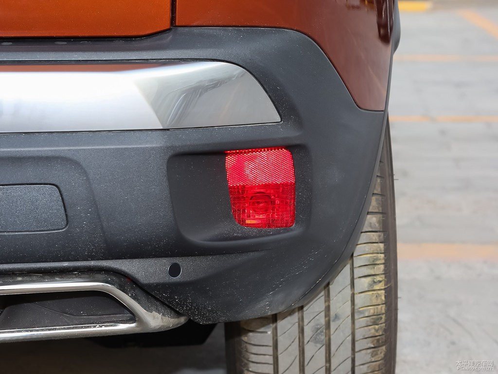 金沙銅標(biāo)致4008車尾外觀圖片