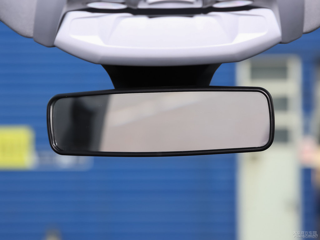 金沙銅標(biāo)致4008車廂內(nèi)飾圖片