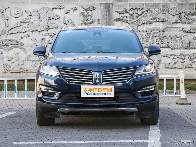 午夜藍(lán)林肯MKC整車外觀外觀圖片