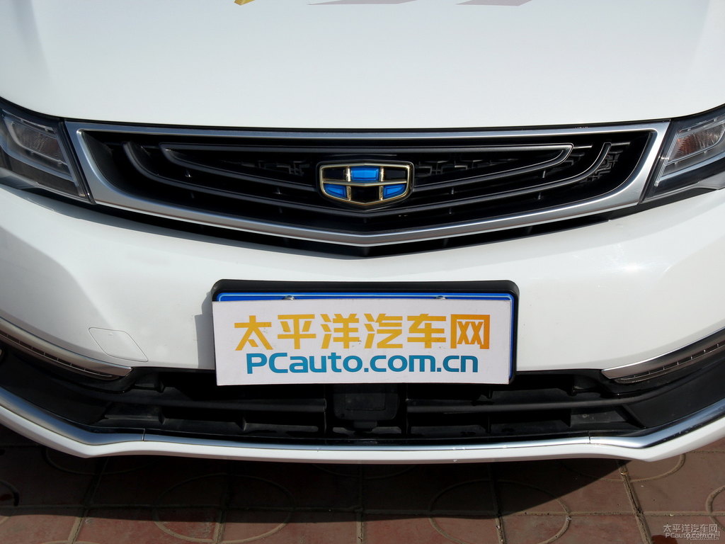 冰晶白帝豪GL車頭外觀圖片