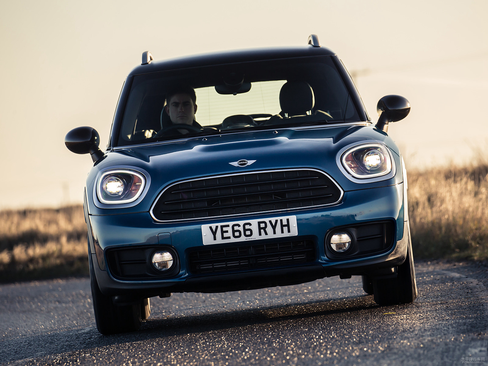 MINI COUNTRYMAN外觀高清大圖