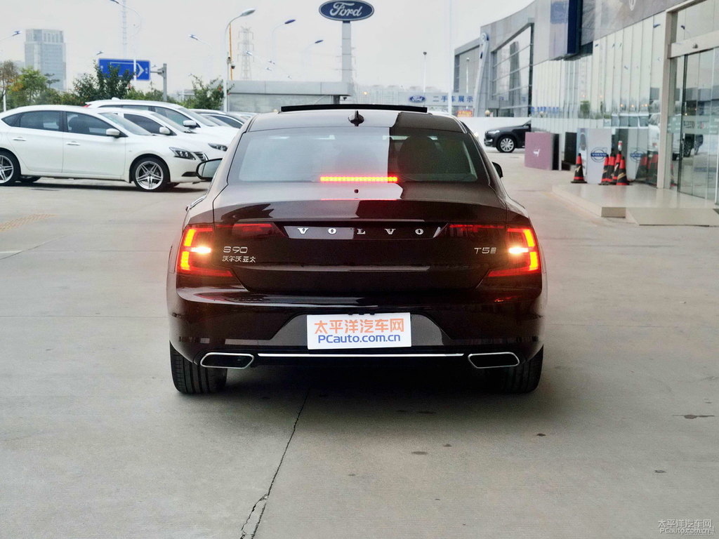 楓木棕沃爾沃S90整車(chē)外觀外觀圖片