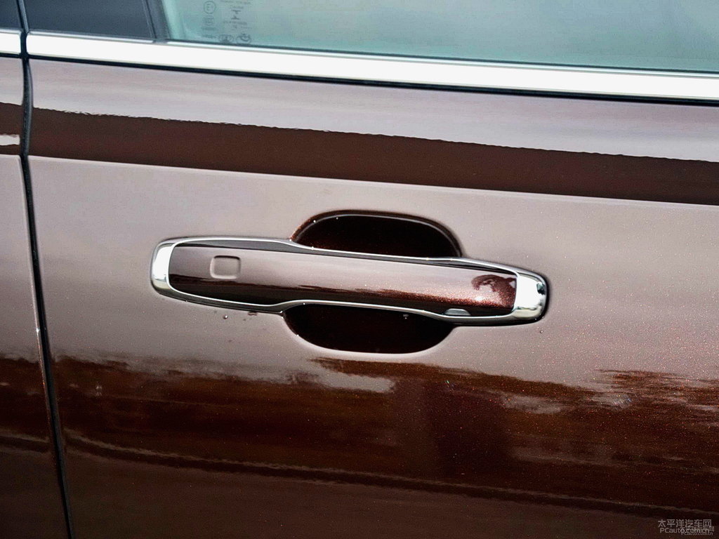 楓木棕沃爾沃S90車身外觀圖片