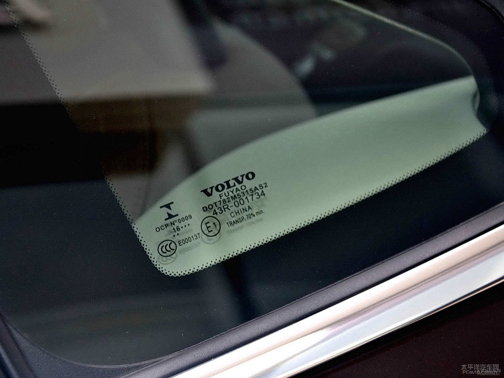 楓木棕沃爾沃S90車(chē)身外觀圖片