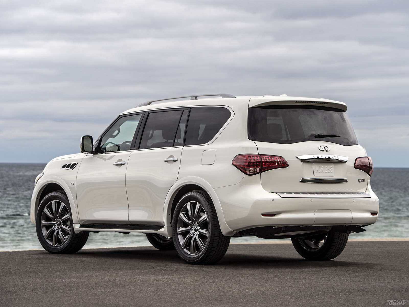 英菲尼迪QX80外觀(guān)高清大圖