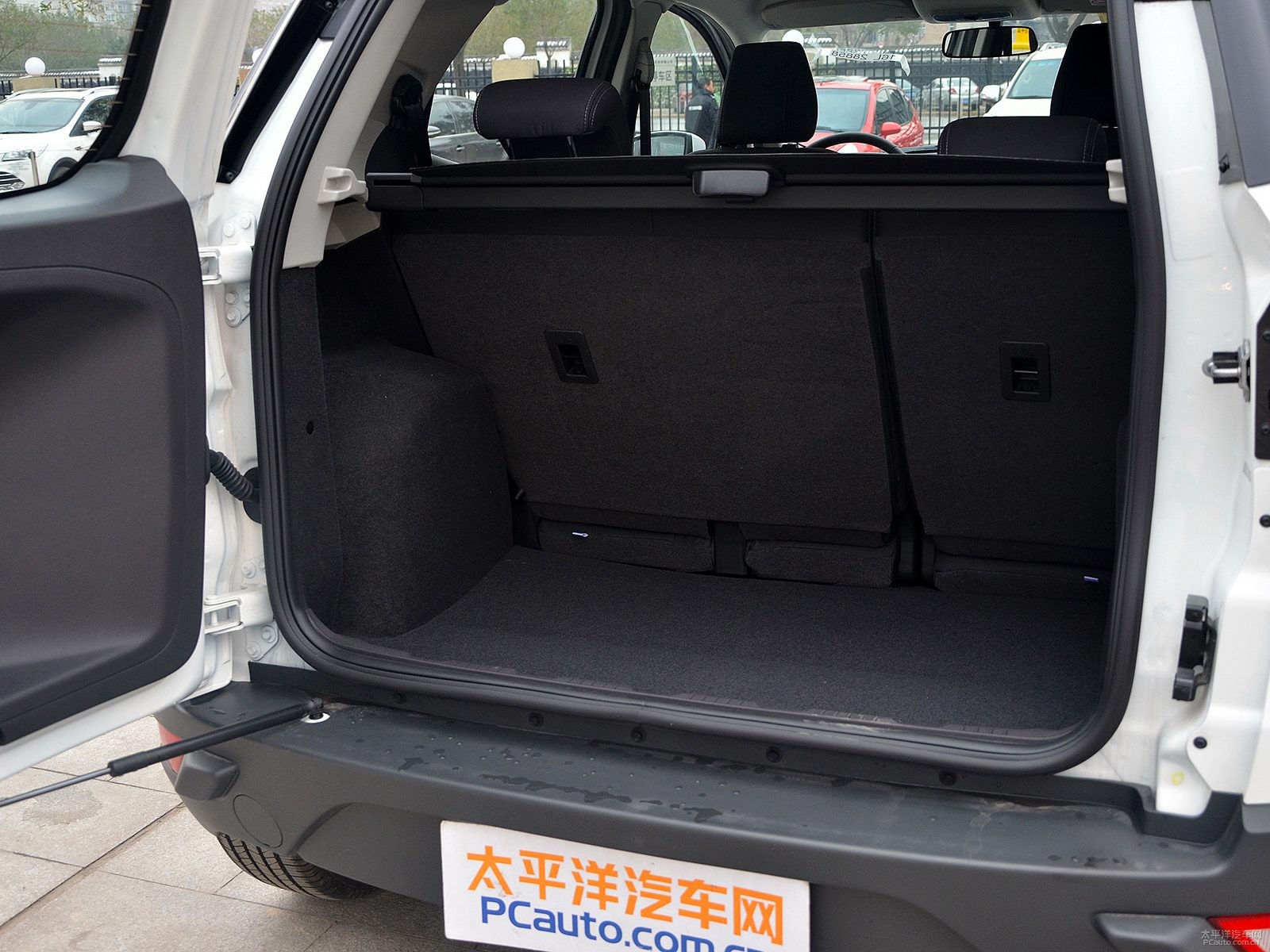 翼搏空間高清大圖