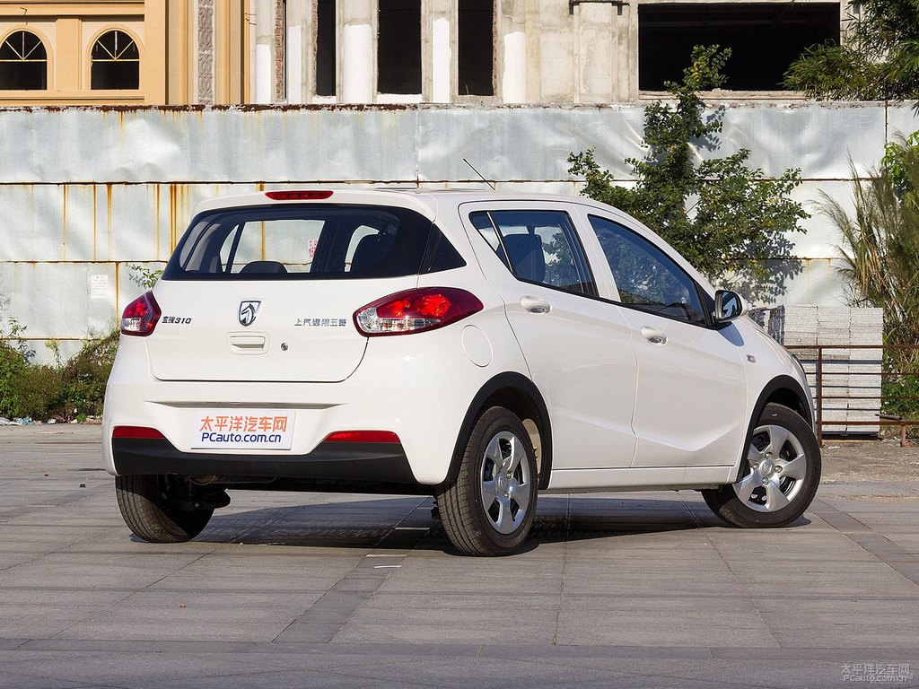 糖果白寶駿310整車外觀外觀圖片