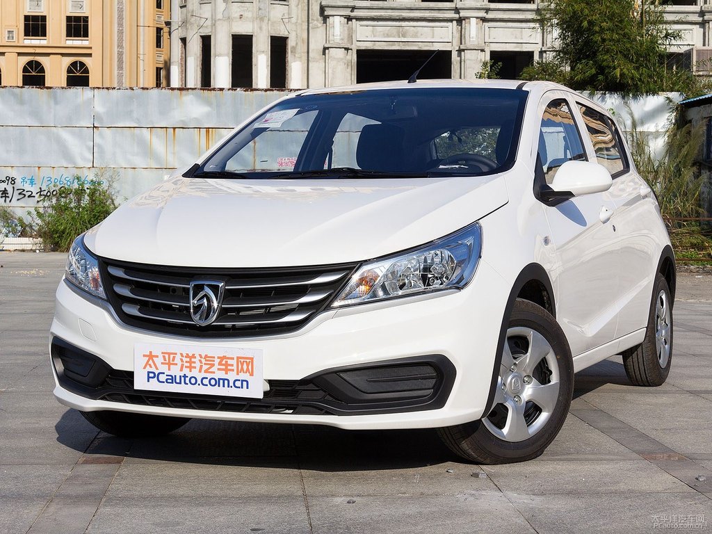 糖果白寶駿310車頭外觀圖片