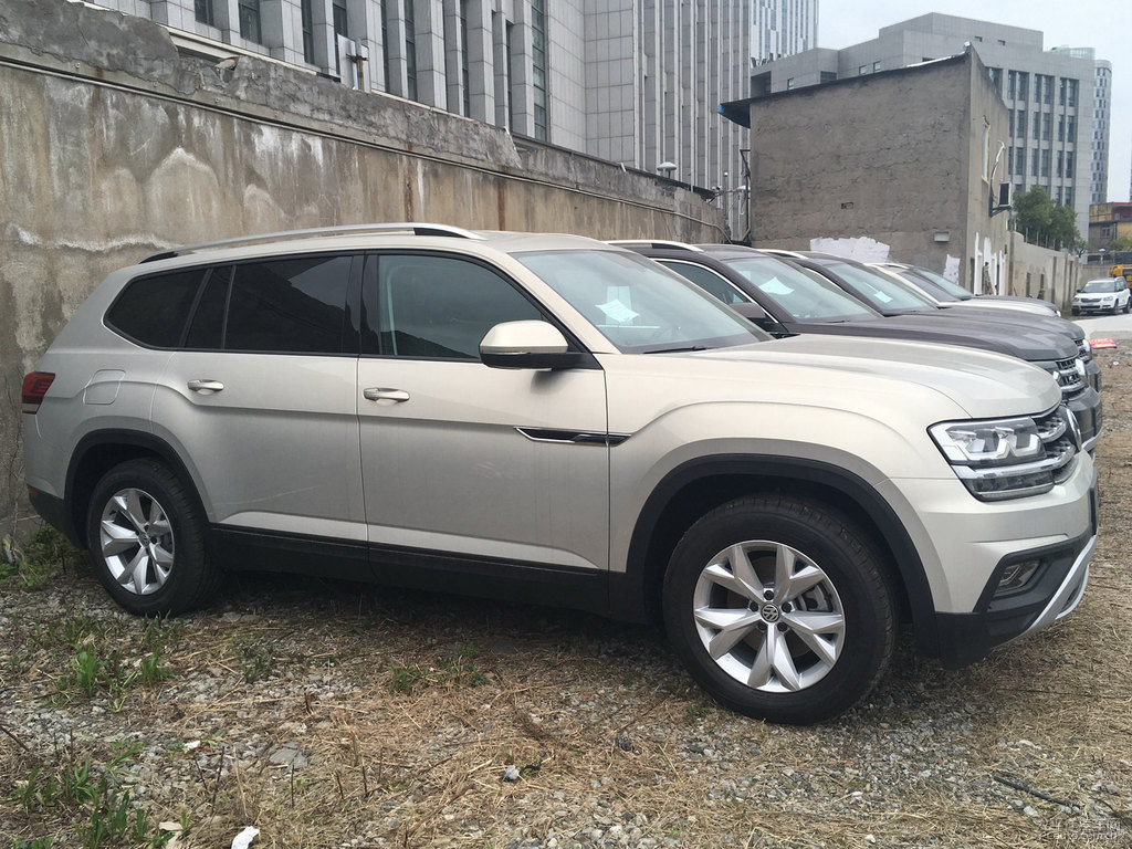 天幕金途昂整車(chē)外觀外觀圖片