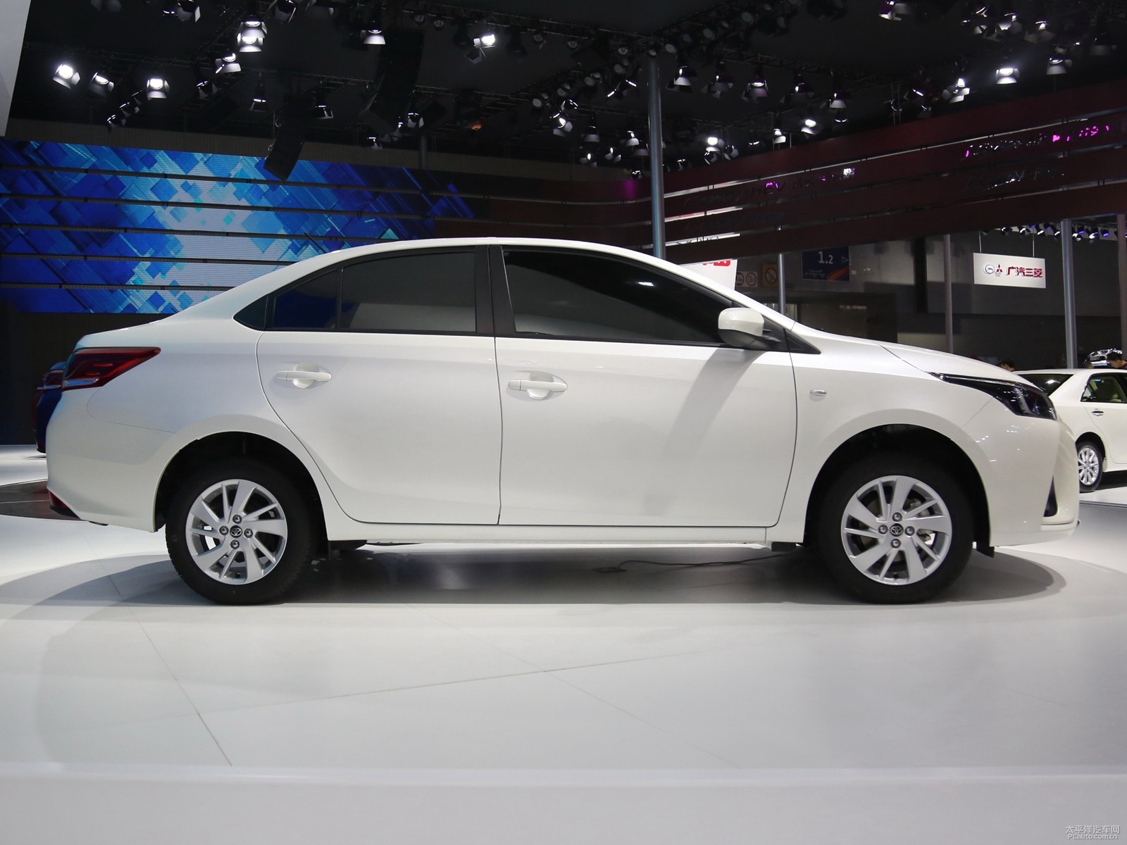YARiS L 致享外觀高清大圖