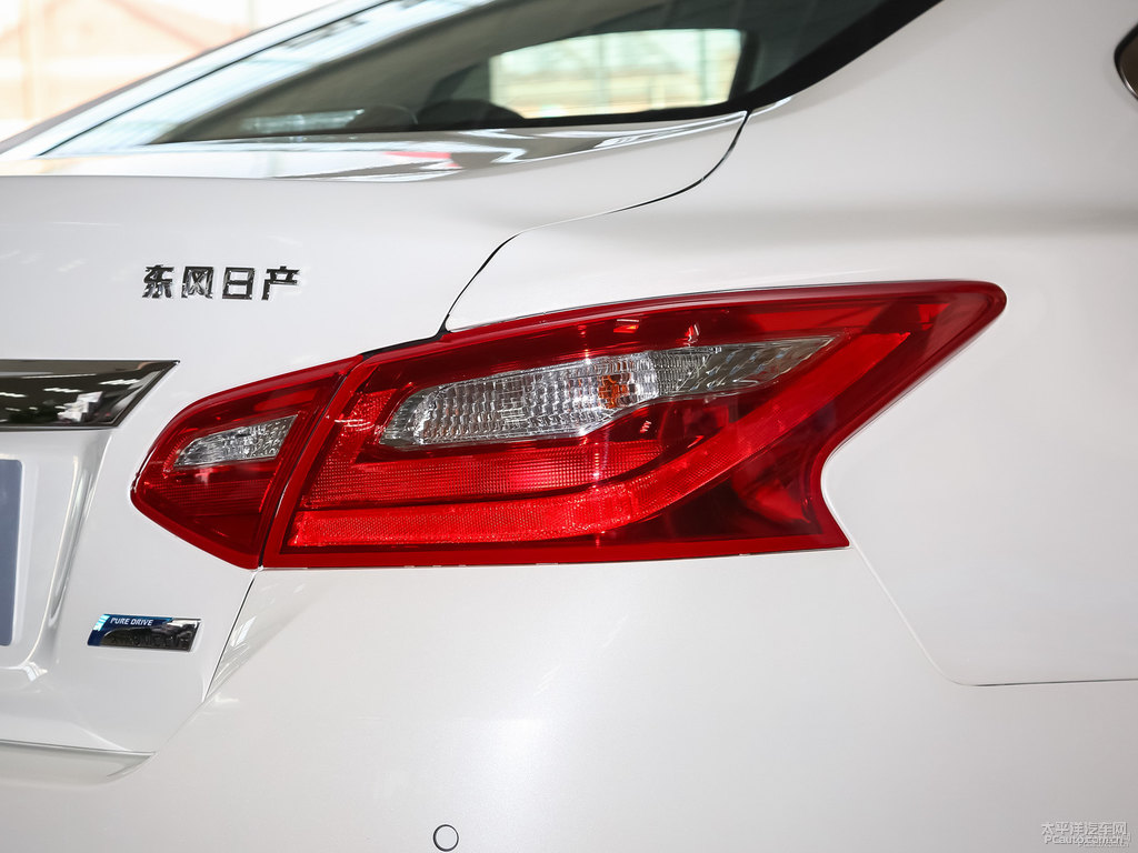 天籟車尾外觀圖片