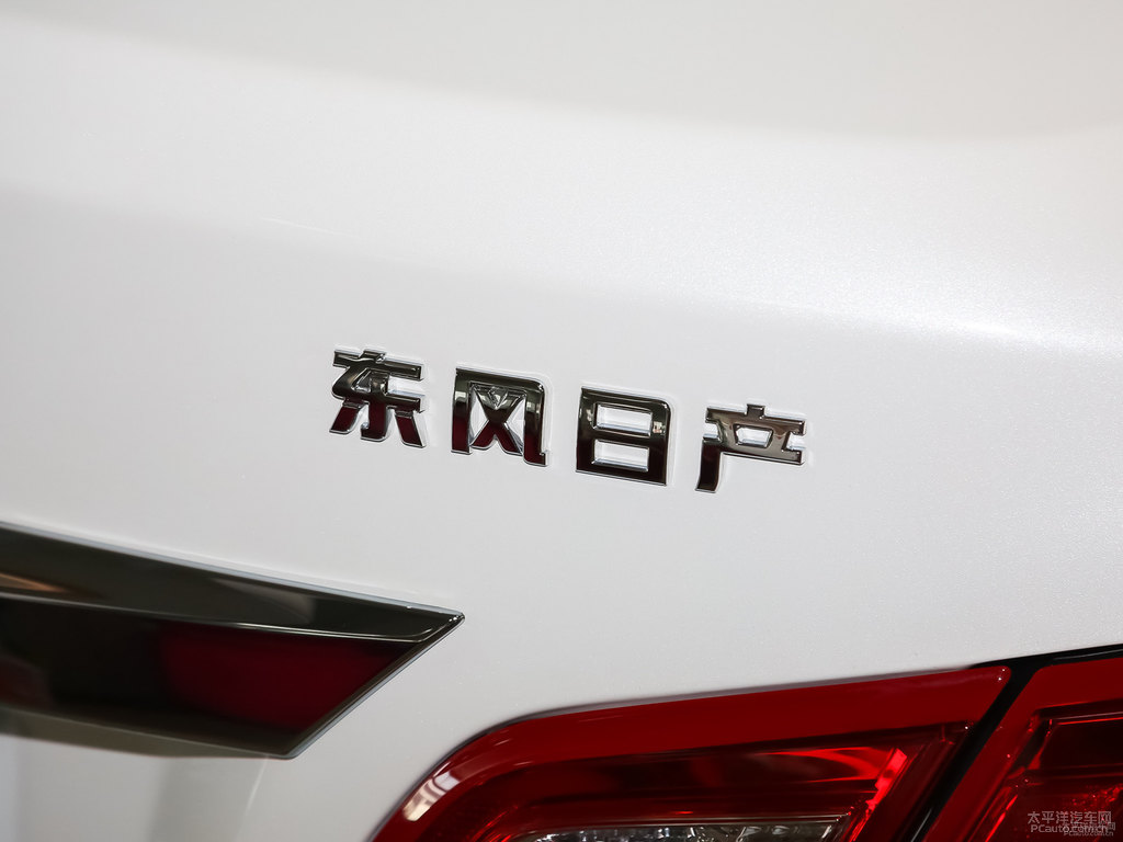 天籟車尾外觀圖片