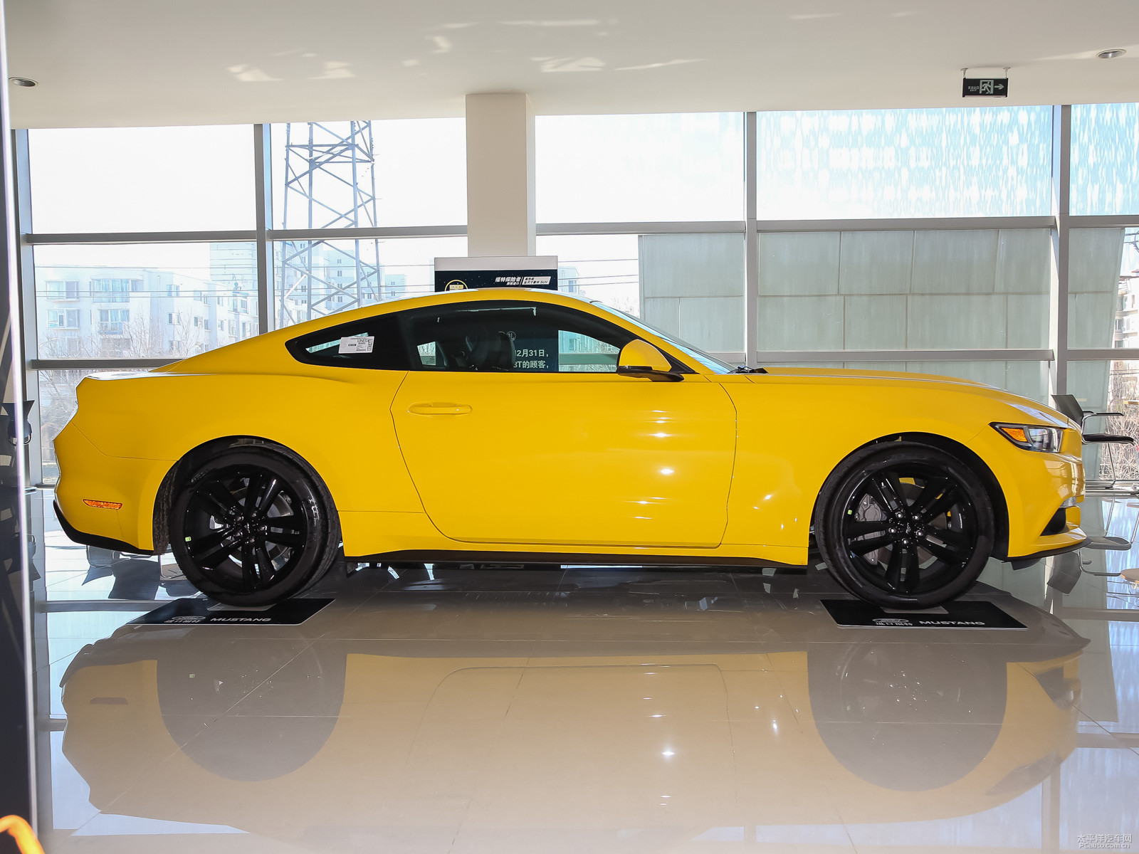 福特Mustang外觀高清大圖