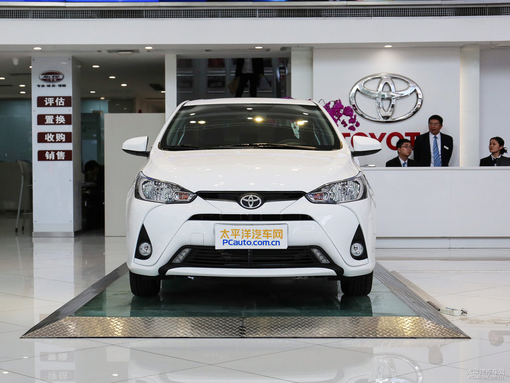 天際白YARiS L 致享整車外觀外觀圖片