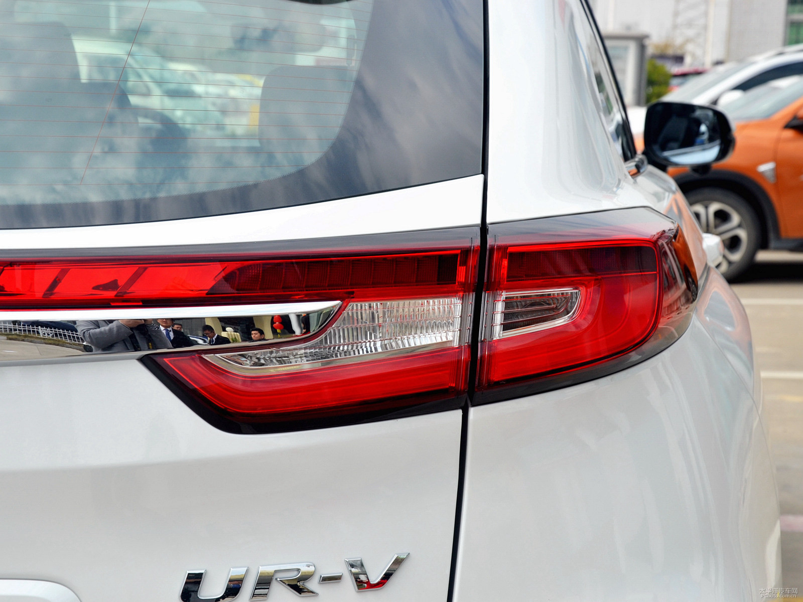 UR-V܇β^DƬ