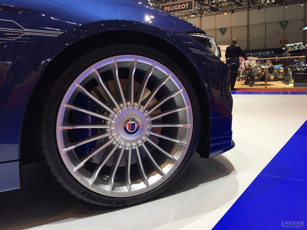 ALPINA B4DƬ