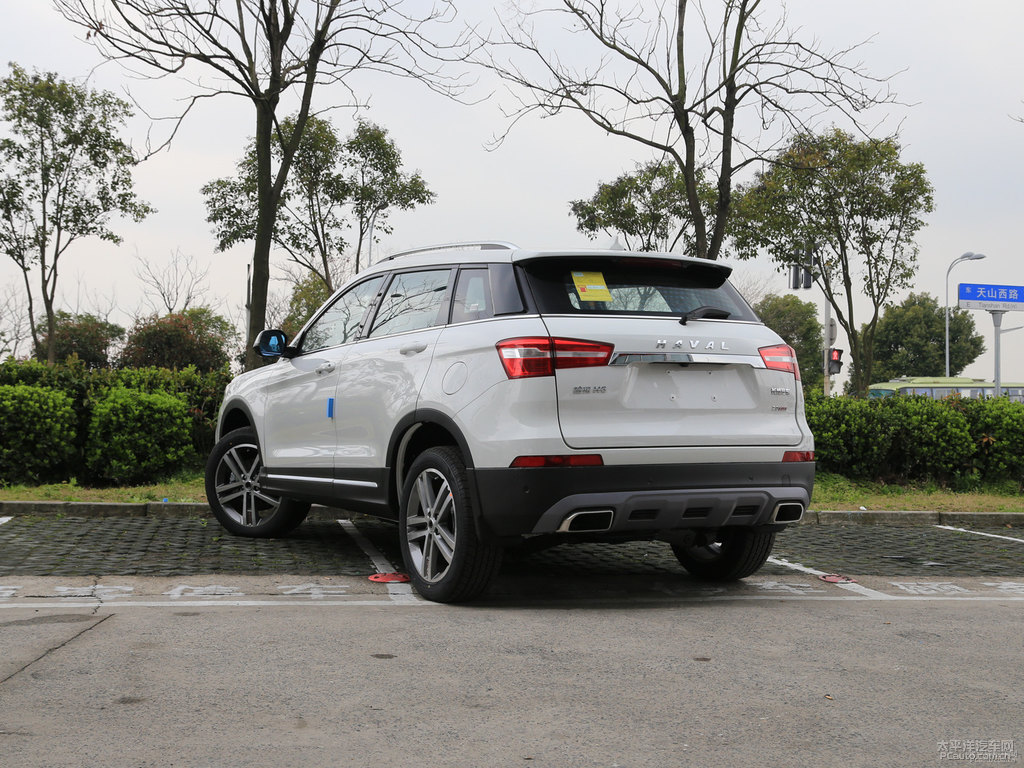 極地白哈弗H6 Coupe整車外觀外觀圖片