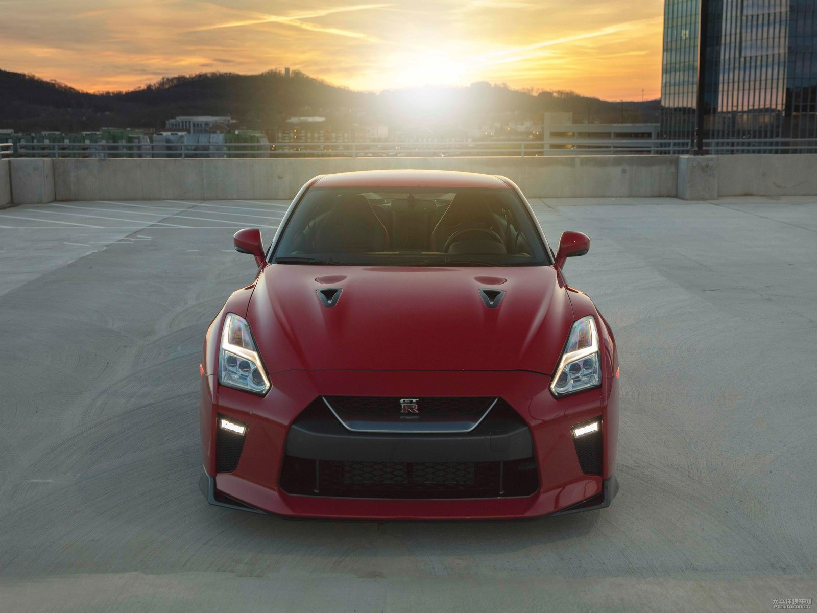 日產(chǎn)GT-R外觀高清大圖