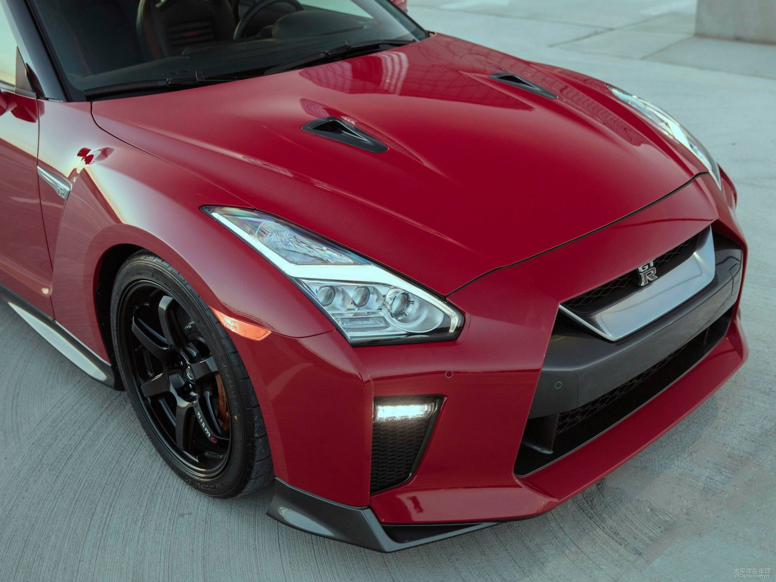 日產(chǎn)GT-R外觀高清大圖
