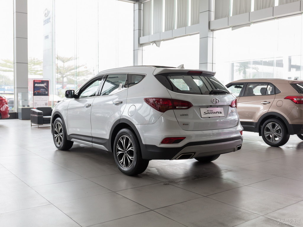 水晶白勝達(dá)整車外觀外觀圖片