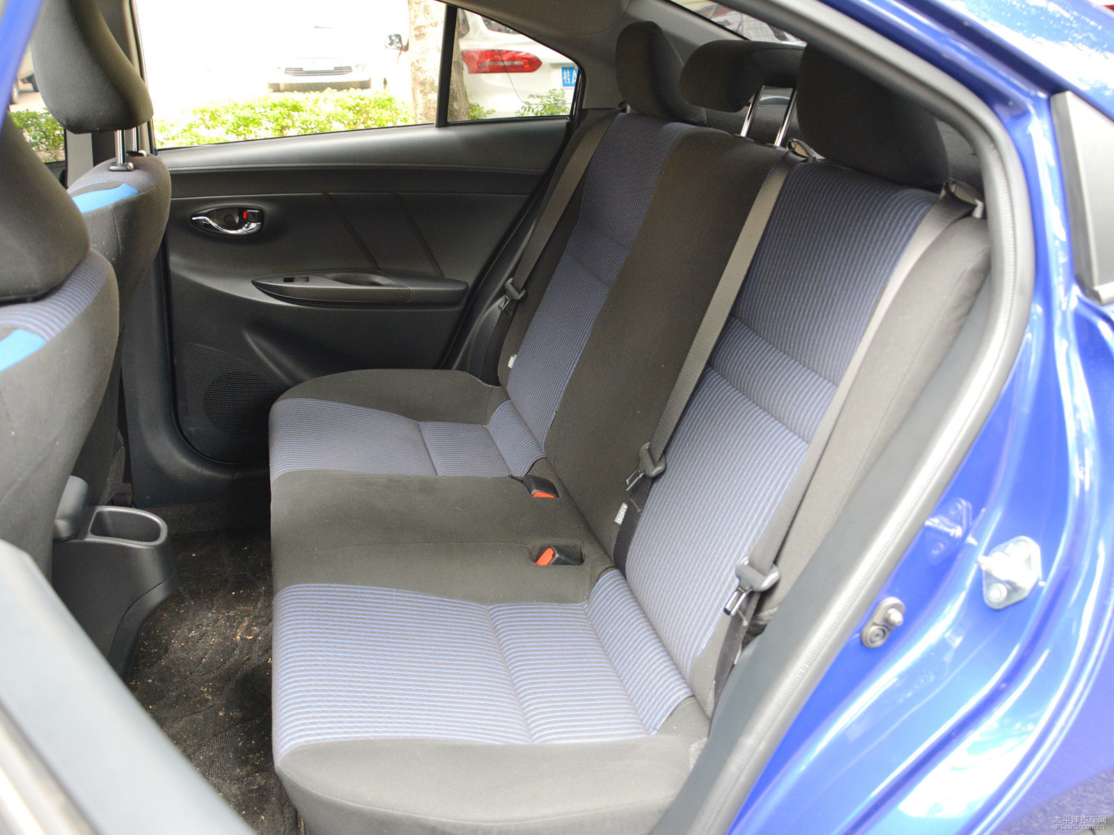 YARiS L 致享內(nèi)飾高清大圖