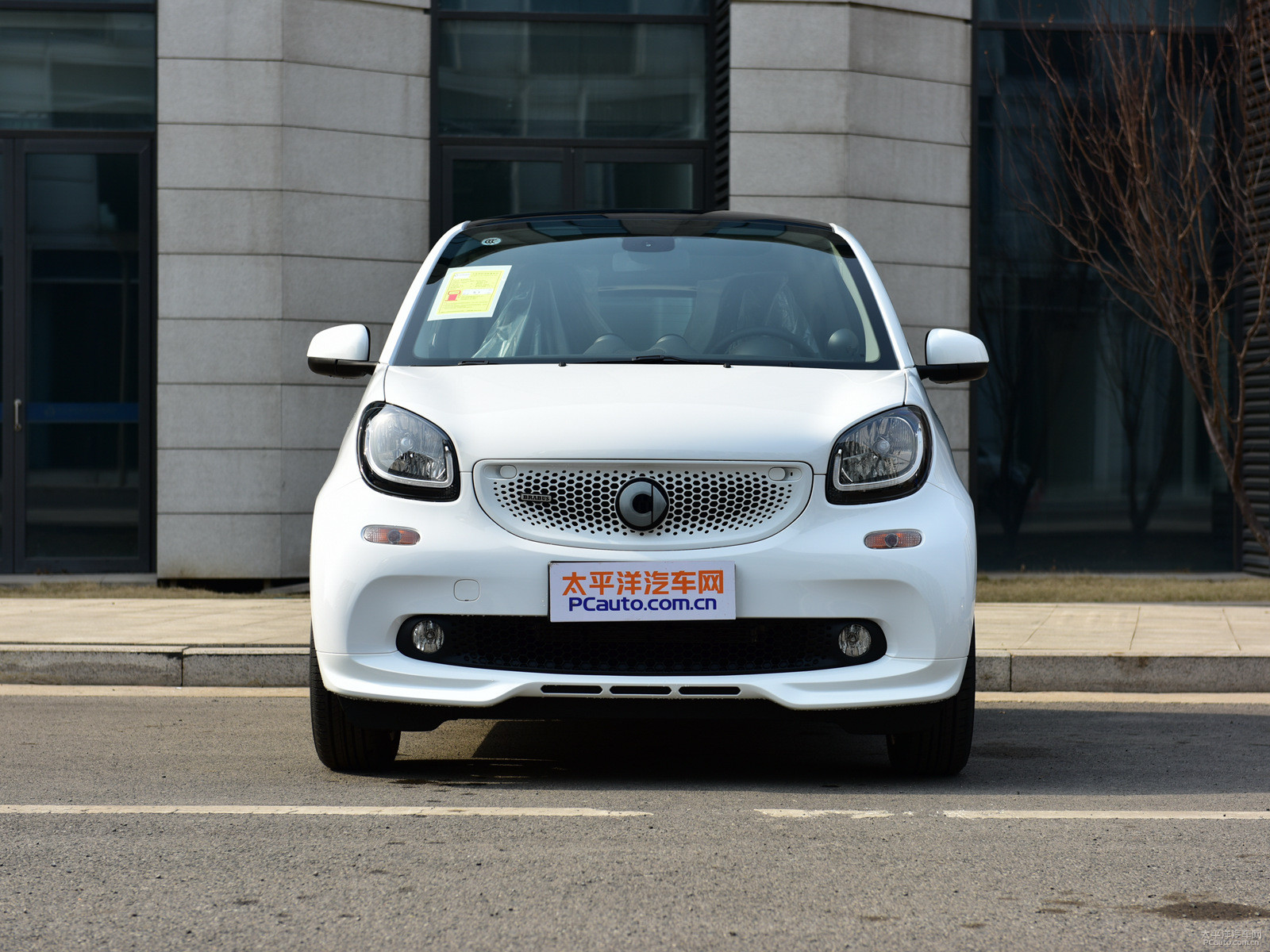 ɫ smart fortwo܇^^DƬ