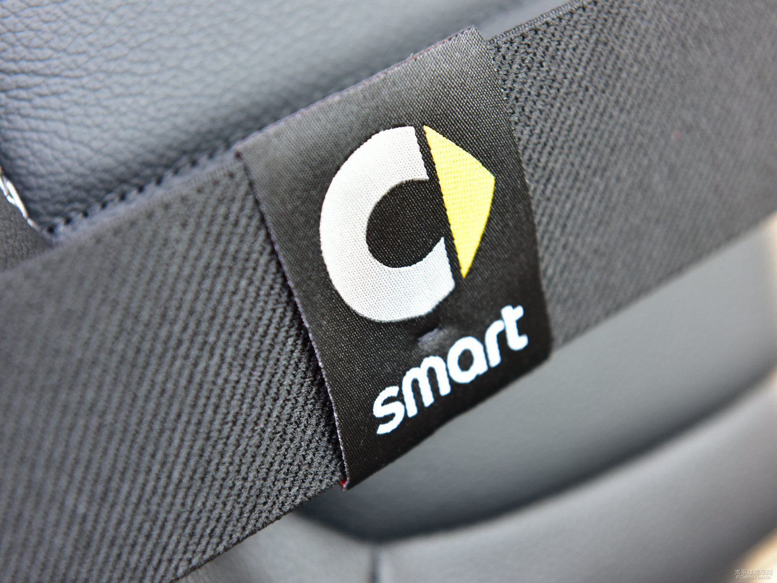 ɫ smart fortwo΃(ni)DƬ