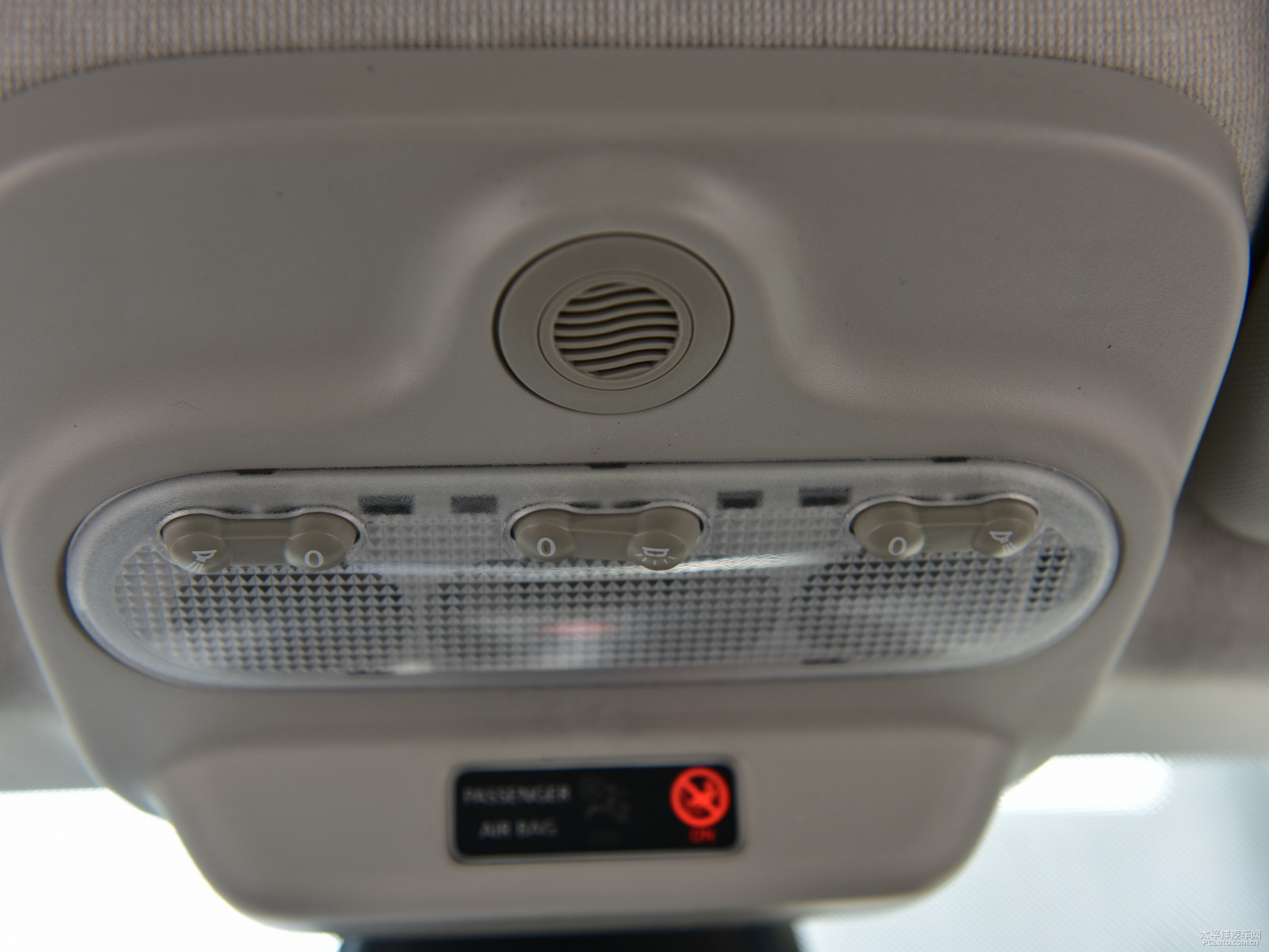 ɫ smart fortwo܇(ni)DƬ