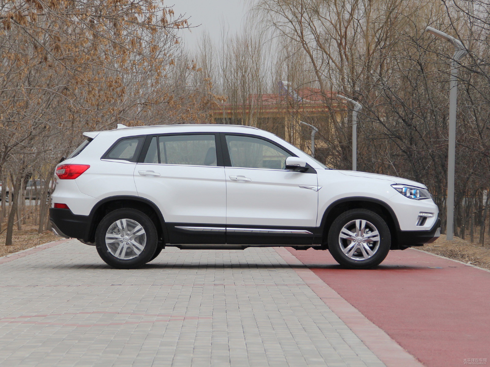 長(zhǎng)安CS75外觀高清大圖