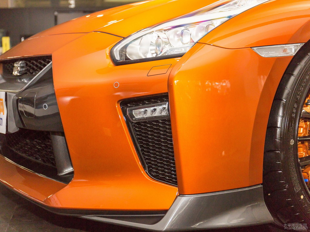 Ӱծa(chn)GT-R܇^^DƬ
