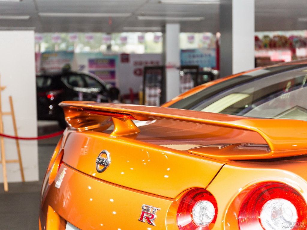 Ӱծa(chn)GT-R܇β^DƬ