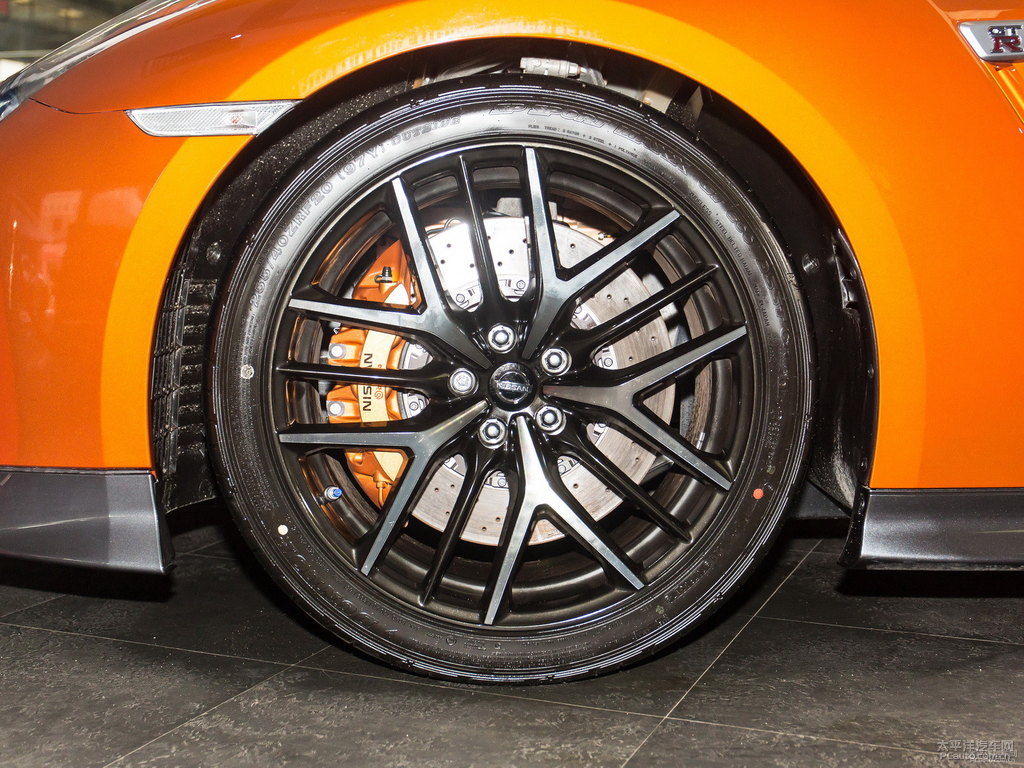 Ӱծa(chn)GT-R܇^DƬ