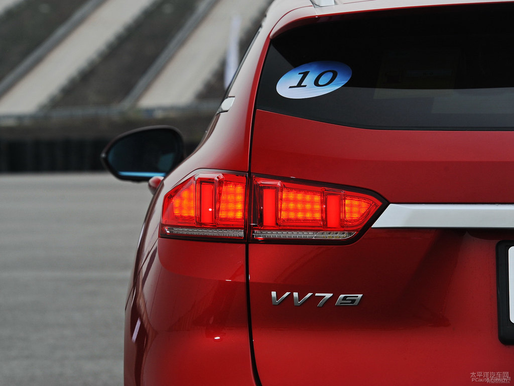 馬爾斯紅魏牌 VV7車尾外觀圖片