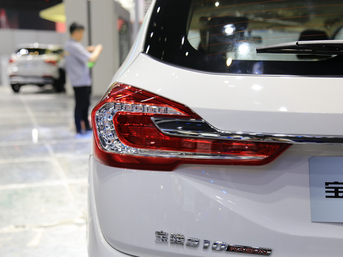 寶駿310W車展高清大圖