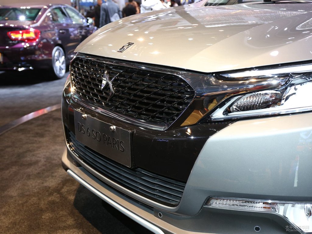 DS 6DƬ